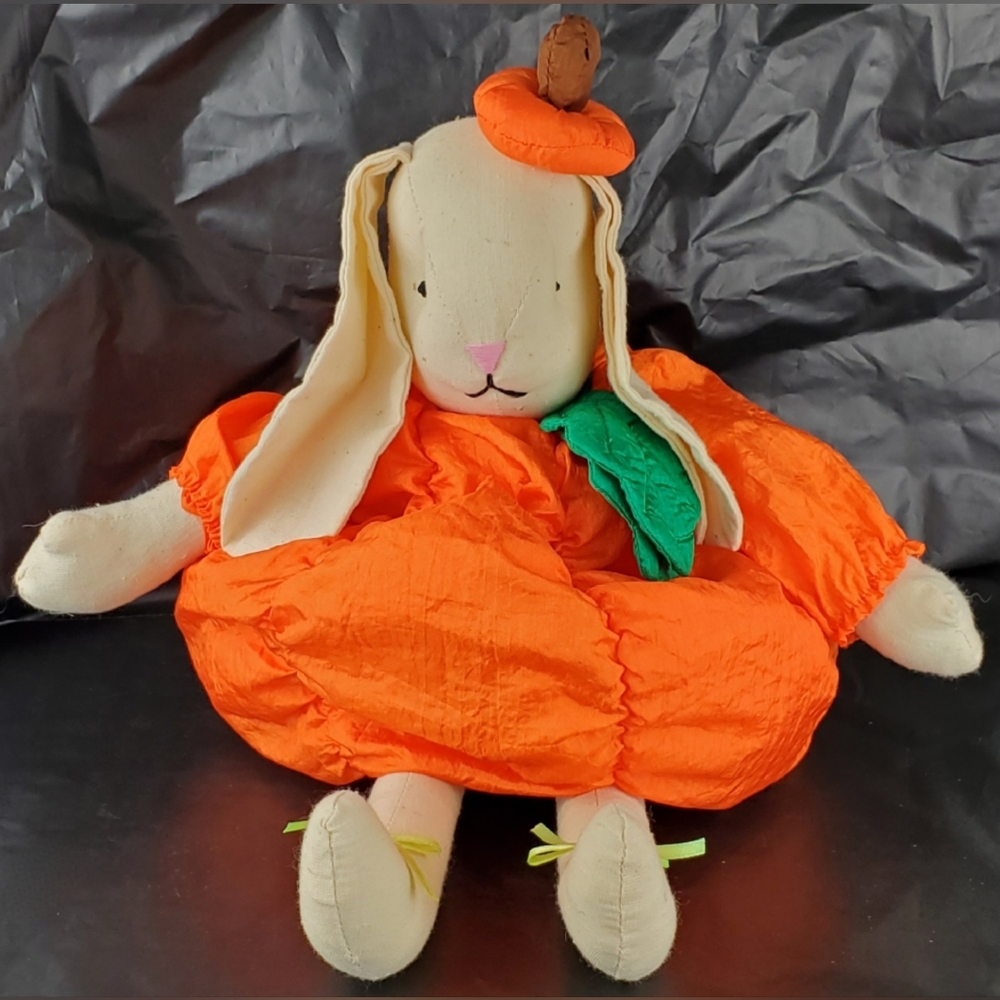 ABC Dist. VTG Bunny Rabbit Nylon Parachute Pumpkin Costume Plush Stuffed Animal